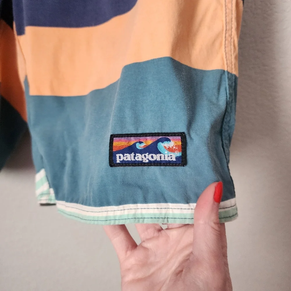 PATAGONIA Men's Multicolor Swim Shorts board shorts blue orange stripe‎ size 32